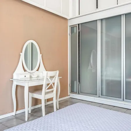 Apartment Porto Mirabello Central & Lovely La Spezia